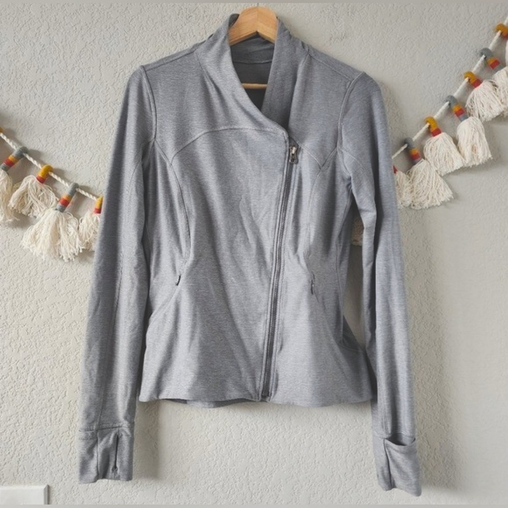 Lululemon Women’s Size 10 Precision Full Zip Jacket in Heather Gray Battlefield